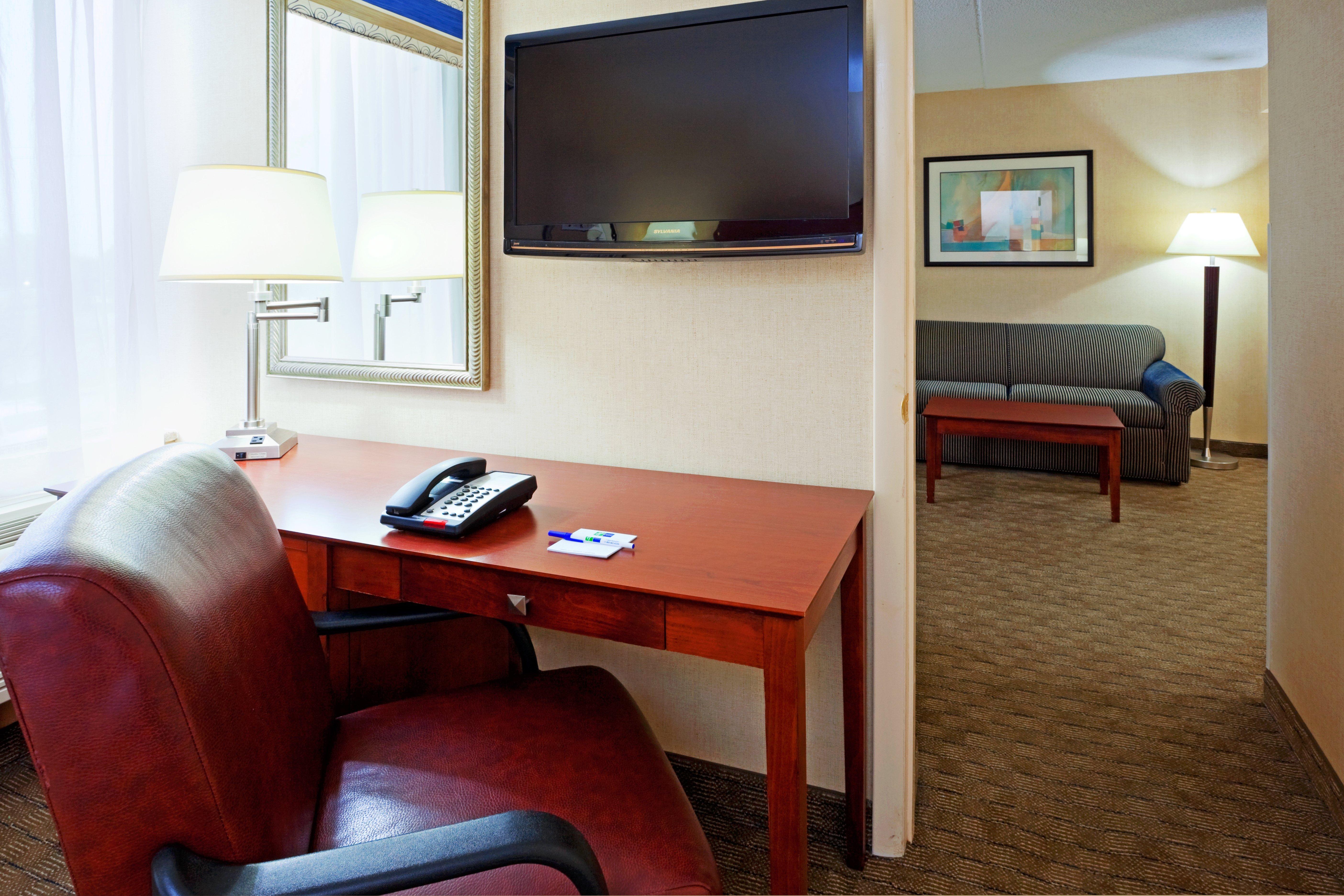 Holiday Inn Express Ramsey Mahwah By Ihg Exteriör bild