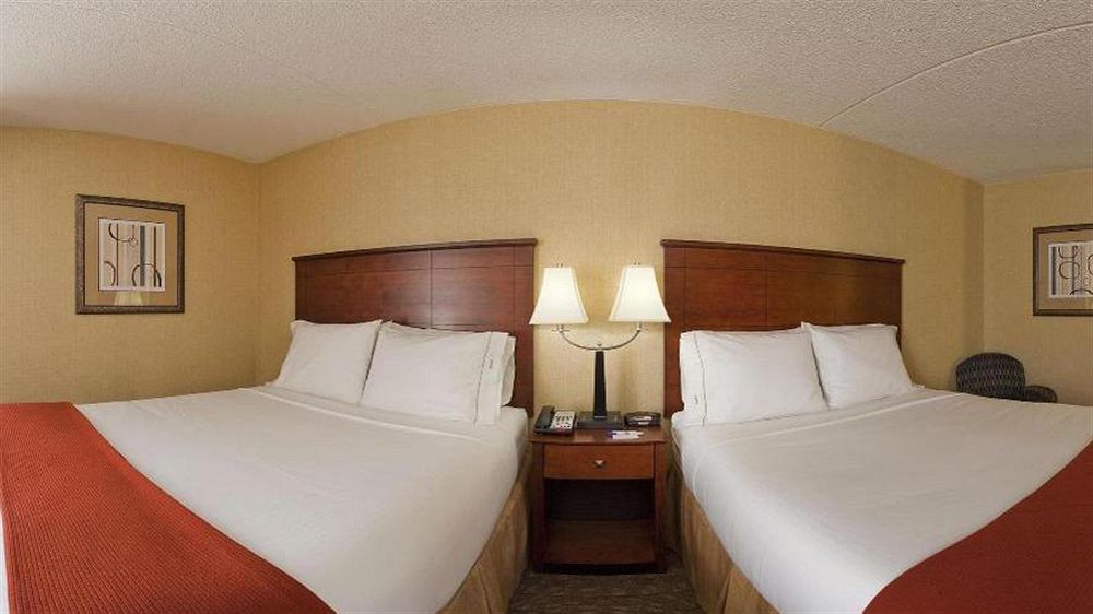 Holiday Inn Express Ramsey Mahwah By Ihg Exteriör bild