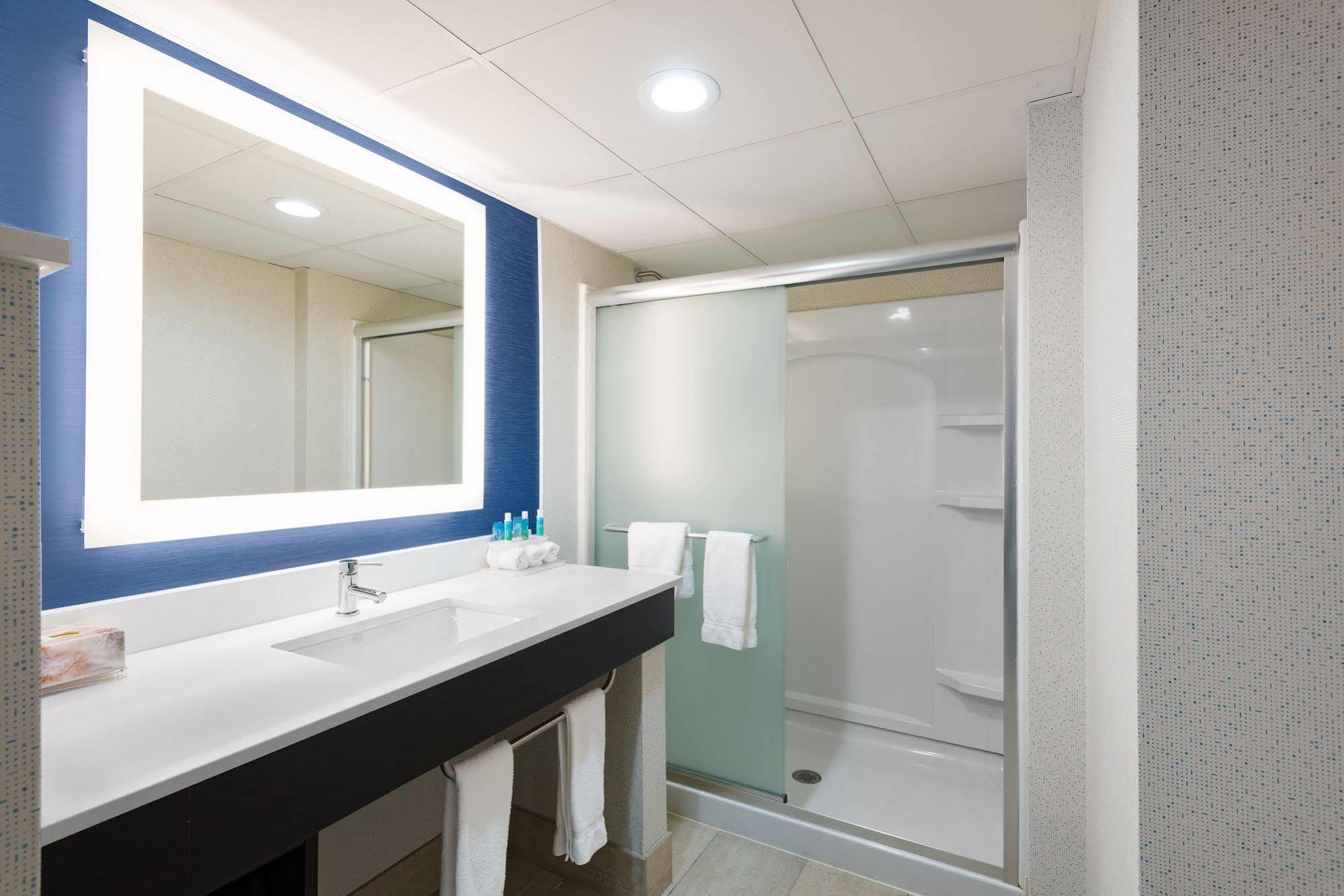 Holiday Inn Express Ramsey Mahwah By Ihg Exteriör bild
